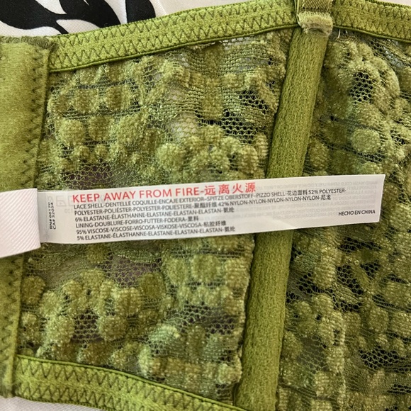 Urban Outfitters Out From Under Corset Bra Top - Picture 4 of 8